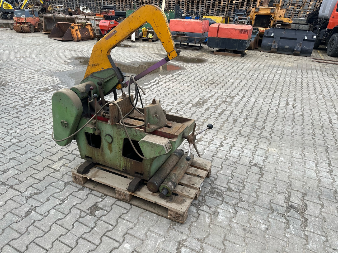 Metall Bogensäge - Tool/ Equipment: picture 1 Metall Bogensäge - Tool/ Equipment: picture 1