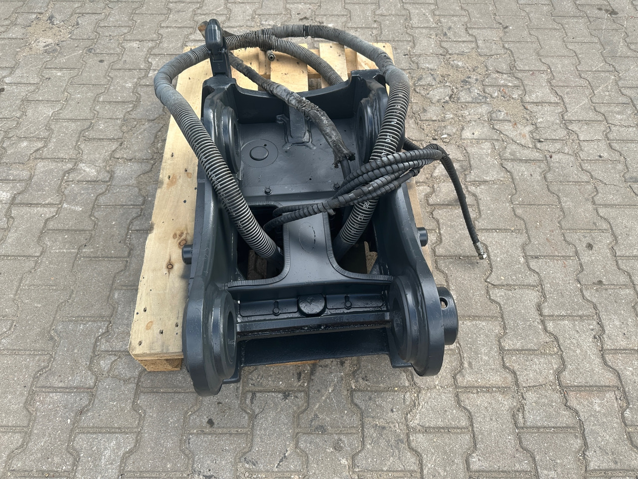 Quick coupler Oilquick OQ 70/55 vollhydraulischer Schnellwechsler: picture 7