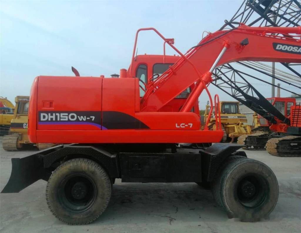 Doosan 150W-7 - Wheel excavator: picture 2 Doosan 150W-7 - Wheel excavator: picture 2