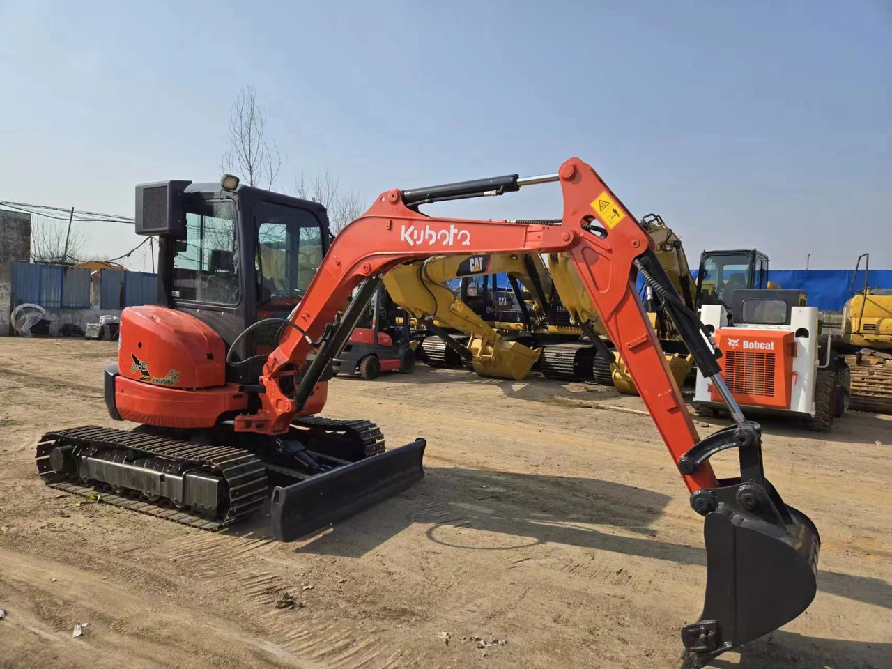 KUBOTA U35 - Mini excavator: picture 1 KUBOTA U35 - Mini excavator: picture 1