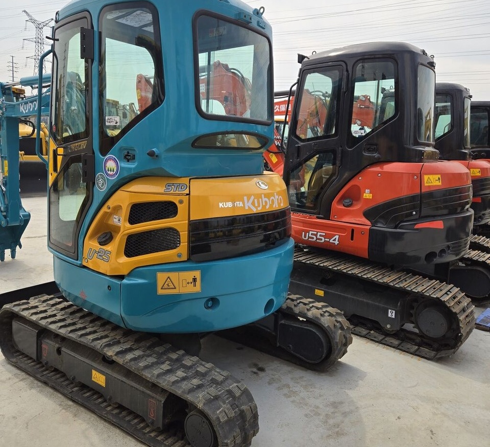 Kubota U25 with swing boom - Mini excavator: picture 1 Kubota U25 with swing boom - Mini excavator: picture 1