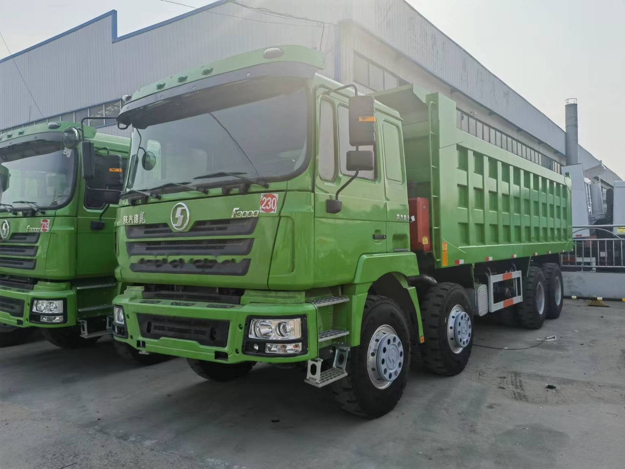 Shacman F3000 8*4 Dump truck - Tipper: picture 1 Shacman F3000 8*4 Dump truck - Tipper: picture 1