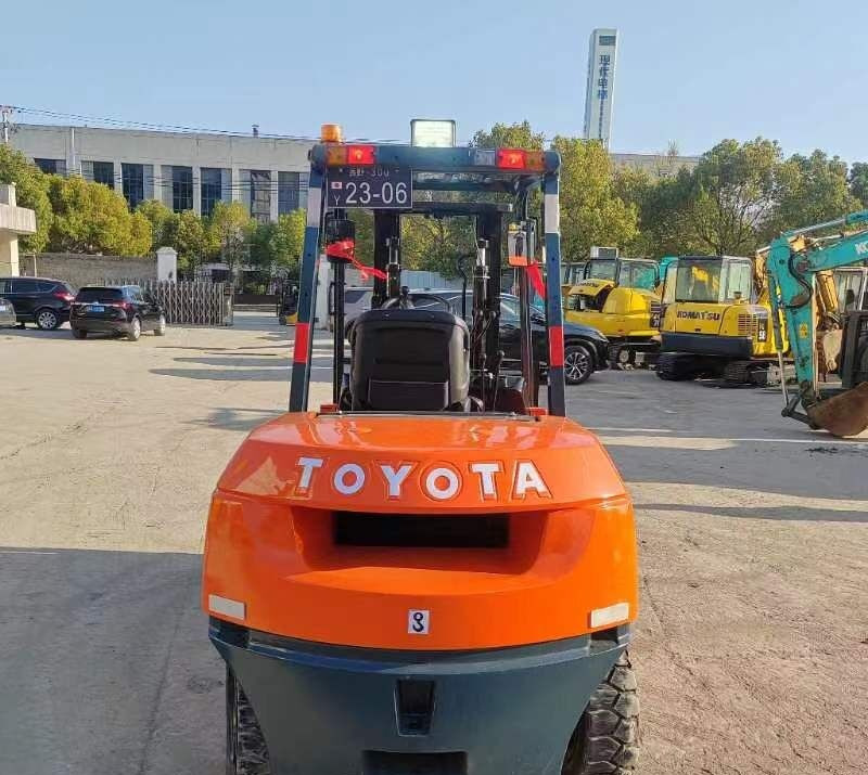 Toyota FD50 - Diesel forklift: picture 2 Toyota FD50 - Diesel forklift: picture 2