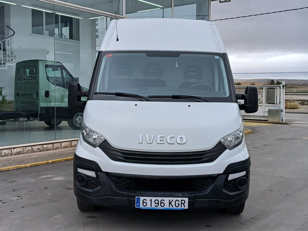 Furgón IVECO 35S16 10m3 - Panel van: picture 2 Furgón IVECO 35S16 10m3 - Panel van: picture 2