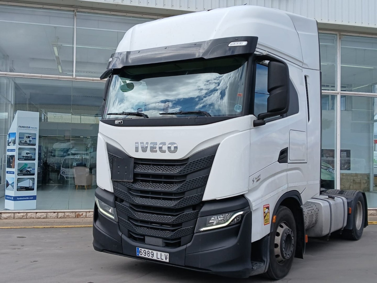 Cabeza Tractora IVECO 460 AUTOMATICO INTARDER ADR - Tractor unit: picture 1 Cabeza Tractora IVECO 460 AUTOMATICO INTARDER ADR - Tractor unit: picture 1