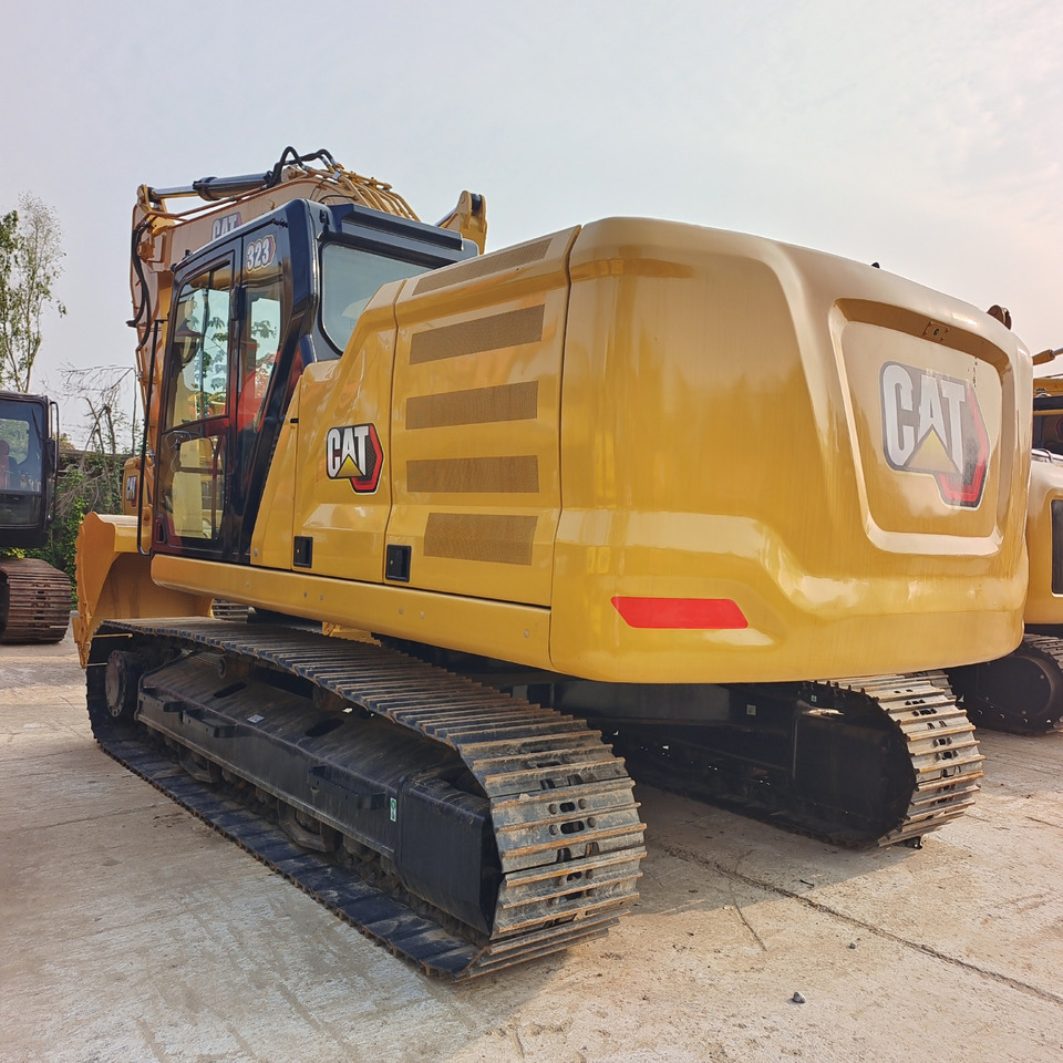 CATERPILLAR 323 CAT - Crawler excavator: picture 2 CATERPILLAR 323 CAT - Crawler excavator: picture 2