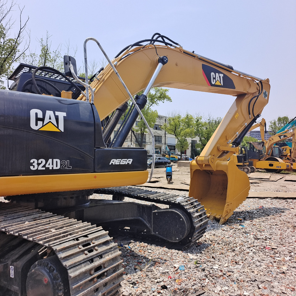 CATERPILLAR 324D2 L CAT 324DL 330D2L 323 - Crawler excavator: picture 4 CATERPILLAR 324D2 L CAT 324DL 330D2L 323 - Crawler excavator: picture 4