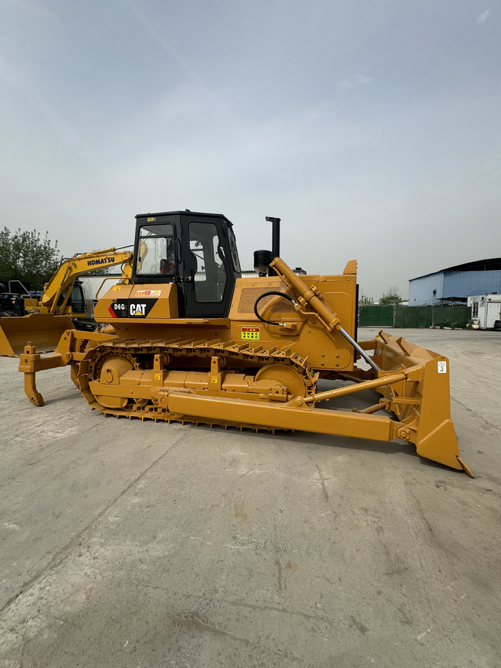 CATERPILLAR D6G CAT - Bulldozer: picture 4 CATERPILLAR D6G CAT - Bulldozer: picture 4