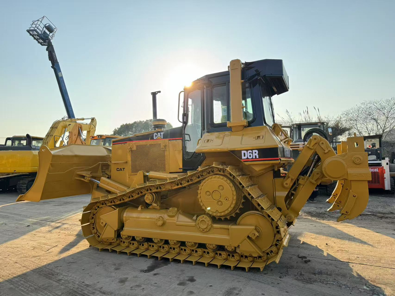CATERPILLAR D6R CAT D6 R D6G D7G D7R D8R D9R - Bulldozer: picture 2 CATERPILLAR D6R CAT D6 R D6G D7G D7R D8R D9R - Bulldozer: picture 2