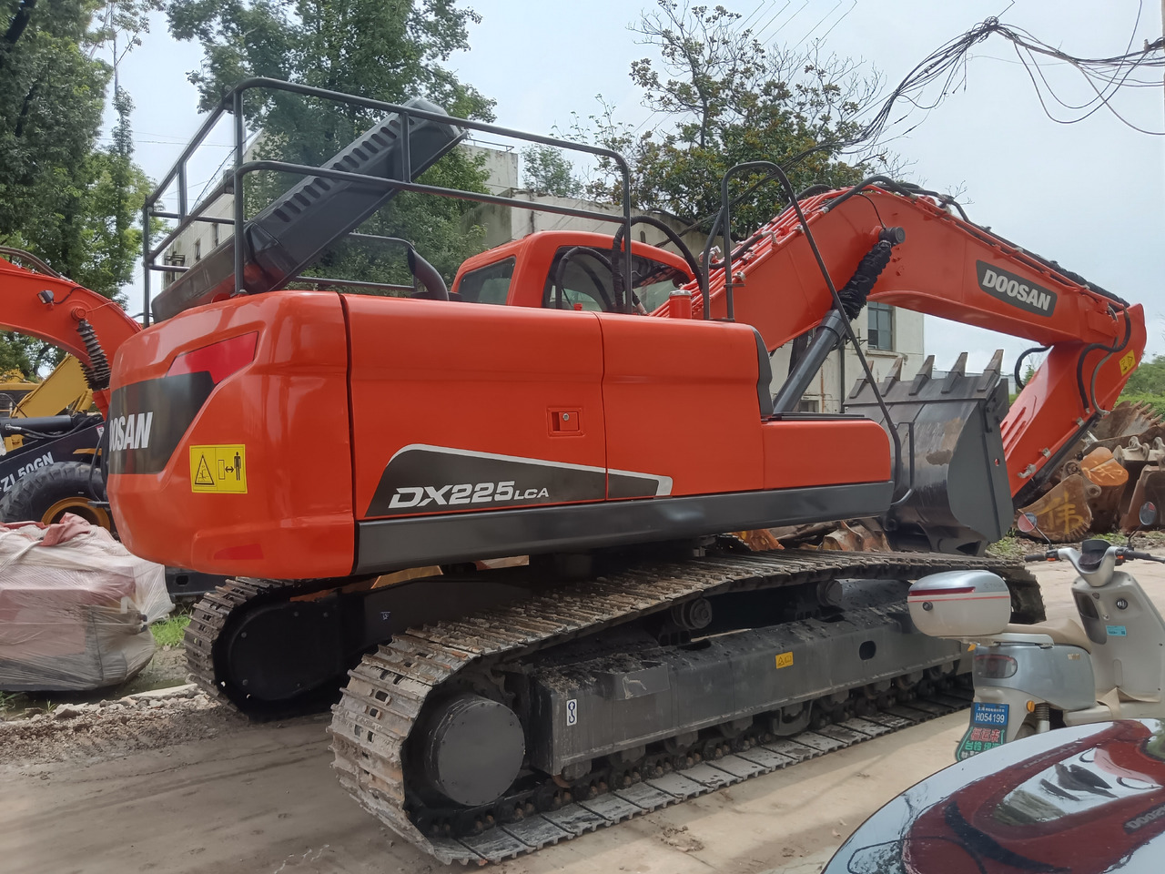 DOOSAN DX225 LCA - Crawler excavator: picture 3 DOOSAN DX225 LCA - Crawler excavator: picture 3