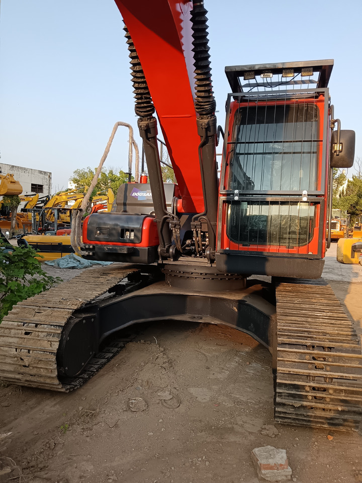 DOOSAN DX225LC-9C - Crawler excavator: picture 3 DOOSAN DX225LC-9C - Crawler excavator: picture 3