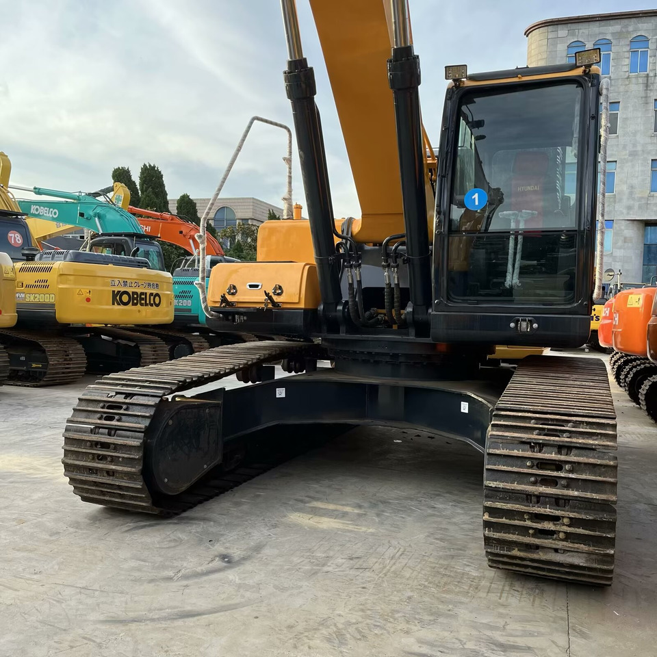 HYUNDAI 305LC-9T - Crawler excavator: picture 5 HYUNDAI 305LC-9T - Crawler excavator: picture 5