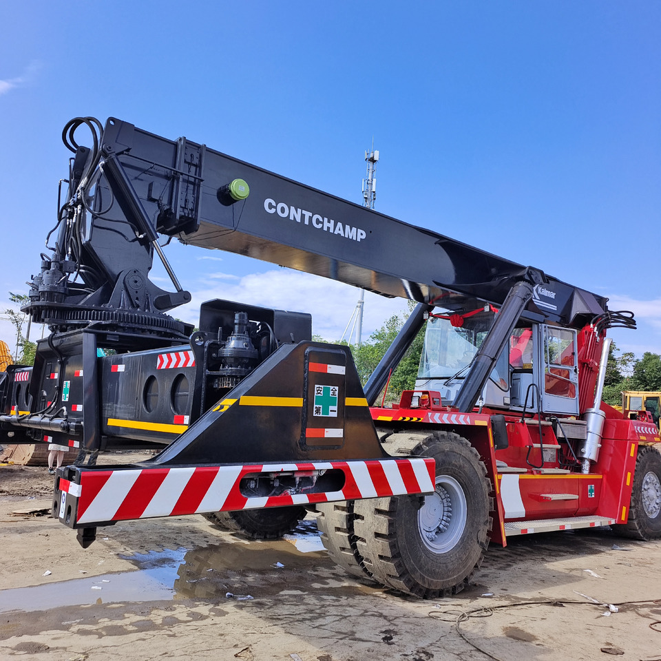 KALMAR DRF450 - Reach stacker: picture 1 KALMAR DRF450 - Reach stacker: picture 1