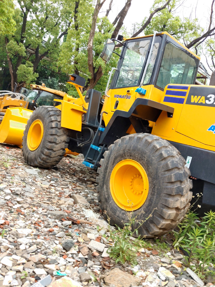 KOMATSU WA320-5 WA 320 - Wheel loader: picture 4 KOMATSU WA320-5 WA 320 - Wheel loader: picture 4