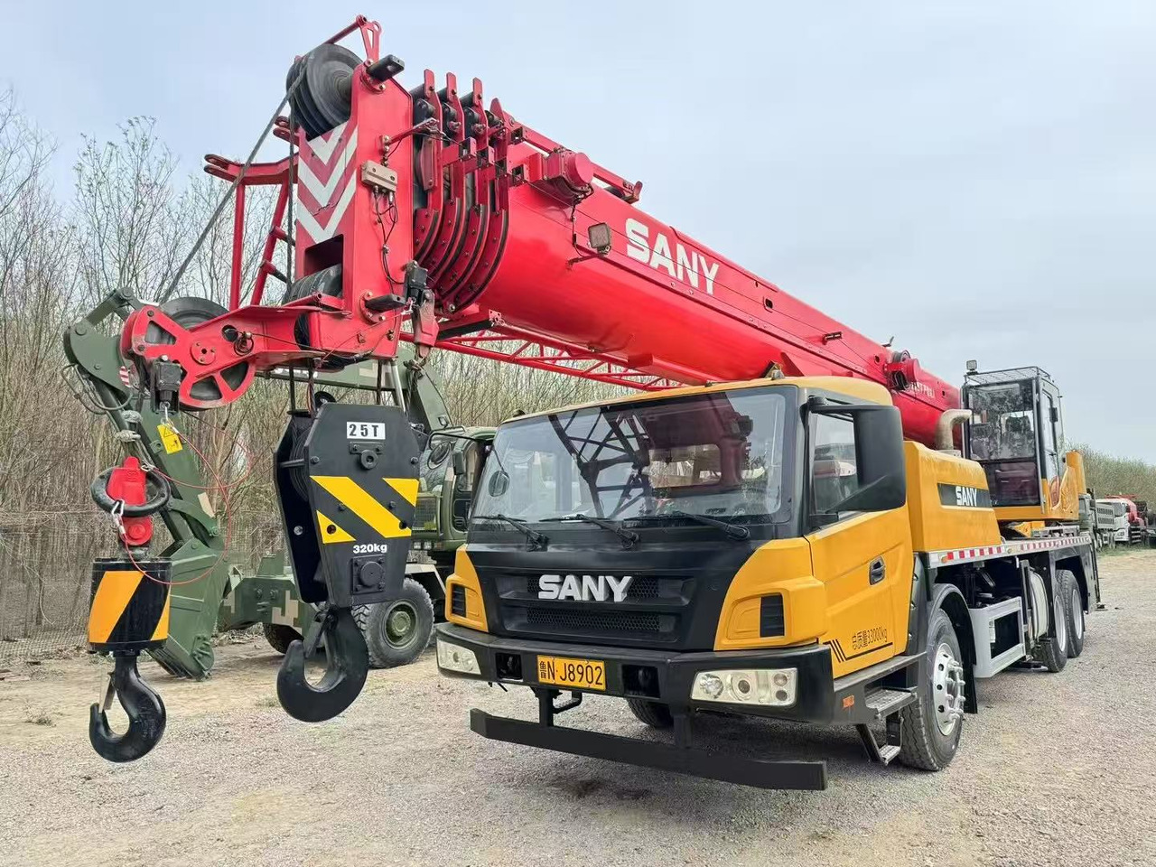 SANY STC250 E5-1 Pre-owned near-new machine in stock - Mobile crane: picture 1 SANY STC250 E5-1 Pre-owned near-new machine in stock - Mobile crane: picture 1