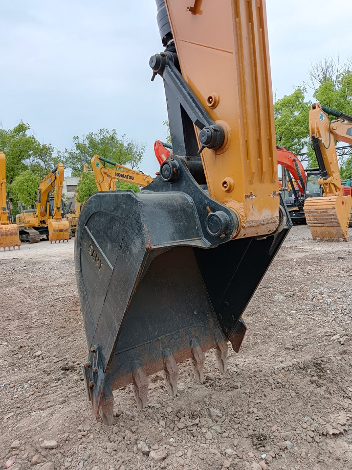 SANY SY 235H 235C - Crawler excavator: picture 3 SANY SY 235H 235C - Crawler excavator: picture 3