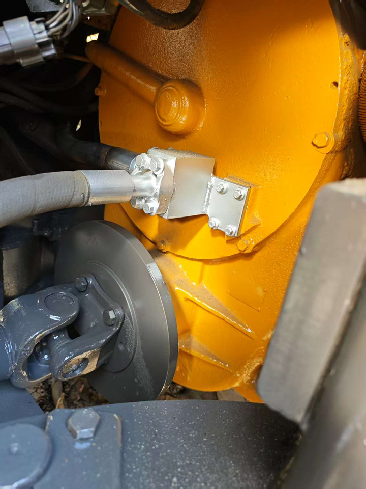 SDLG LG 936L WITH DEUTZ ENGINE - Wheel loader: picture 4 SDLG LG 936L WITH DEUTZ ENGINE - Wheel loader: picture 4