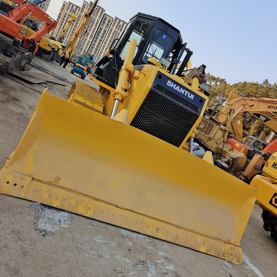 SHANTUI SD16 SD 16 22 32 - Bulldozer: picture 1 SHANTUI SD16 SD 16 22 32 - Bulldozer: picture 1