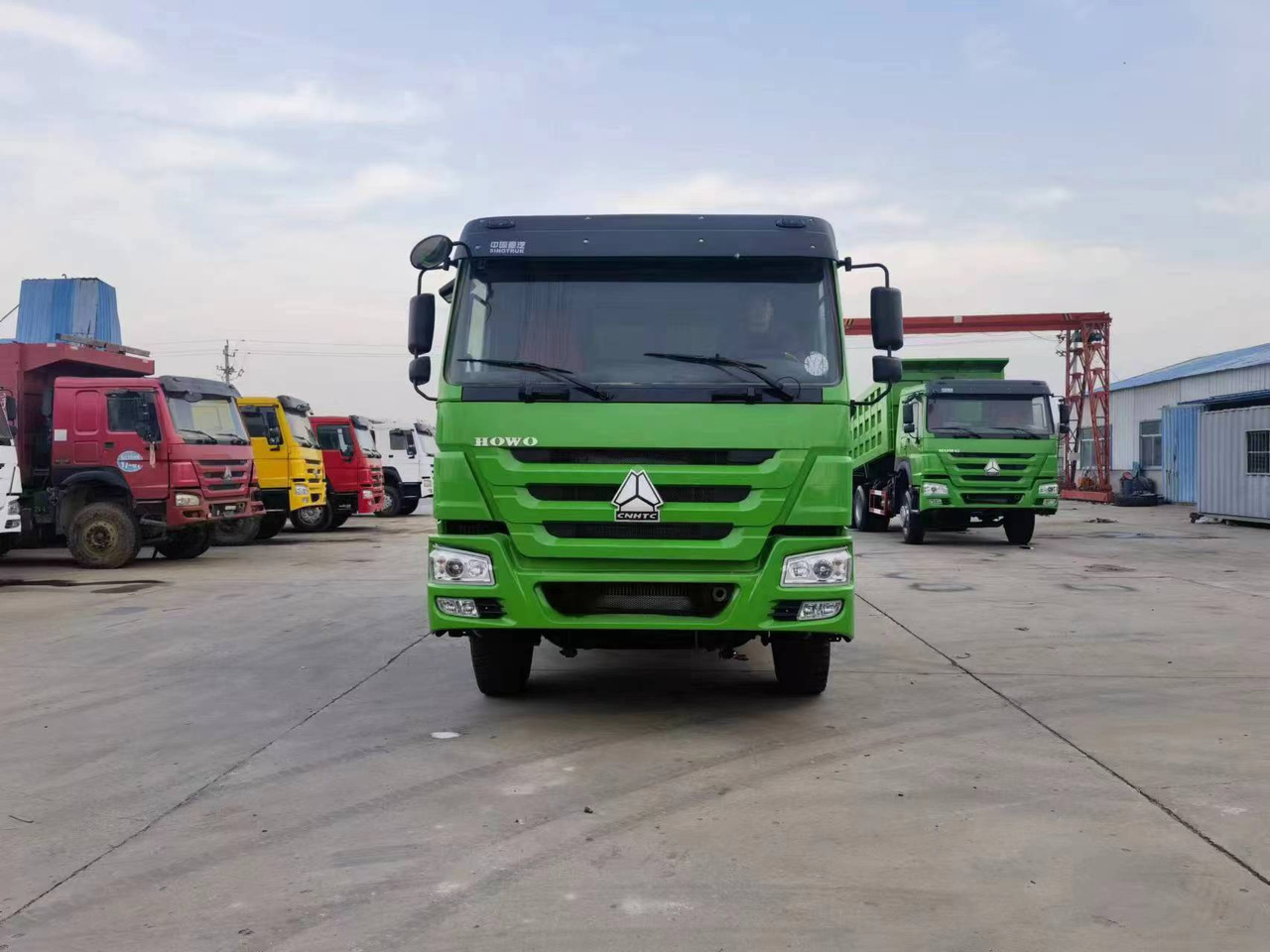 SINOTRUK HOWO 371 375 380 400 420 460 HP DUMP TRUCK - Tipper: picture 3 SINOTRUK HOWO 371 375 380 400 420 460 HP DUMP TRUCK - Tipper: picture 3