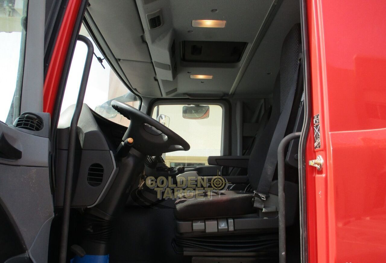 Fire truck Mercedes-Benz Actros 3332 6x4 Manlift Truck: picture 18
