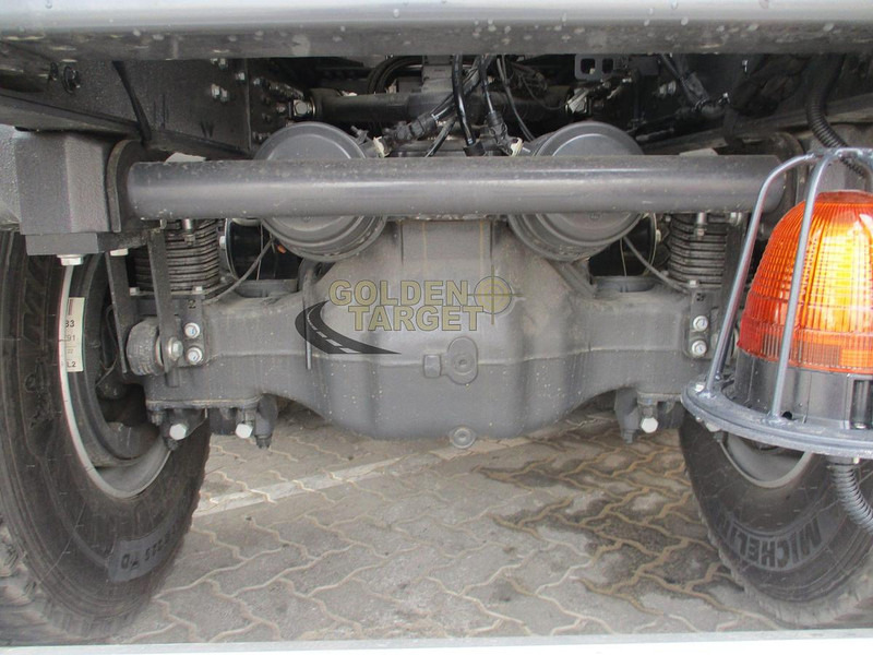 New Concrete mixer truck Renault K420: picture 7