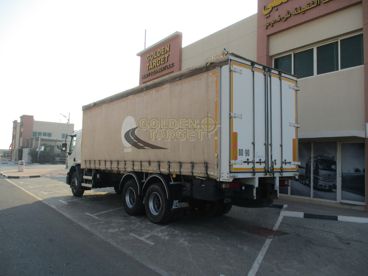Renault KERAX 380 - Curtainsider truck: picture 4 Renault KERAX 380 - Curtainsider truck: picture 4