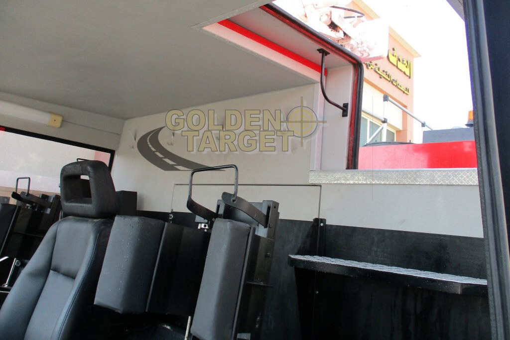 Fire truck, Ground support equipment Reynold Boughton Barracuda 6x6 Airport Fire Truck: picture 12