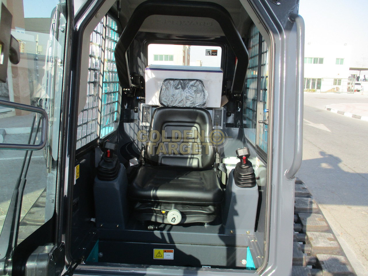 New Skid steer loader SUNWARD SWTL 4528 Rubber Tracks Skid Steer: picture 8