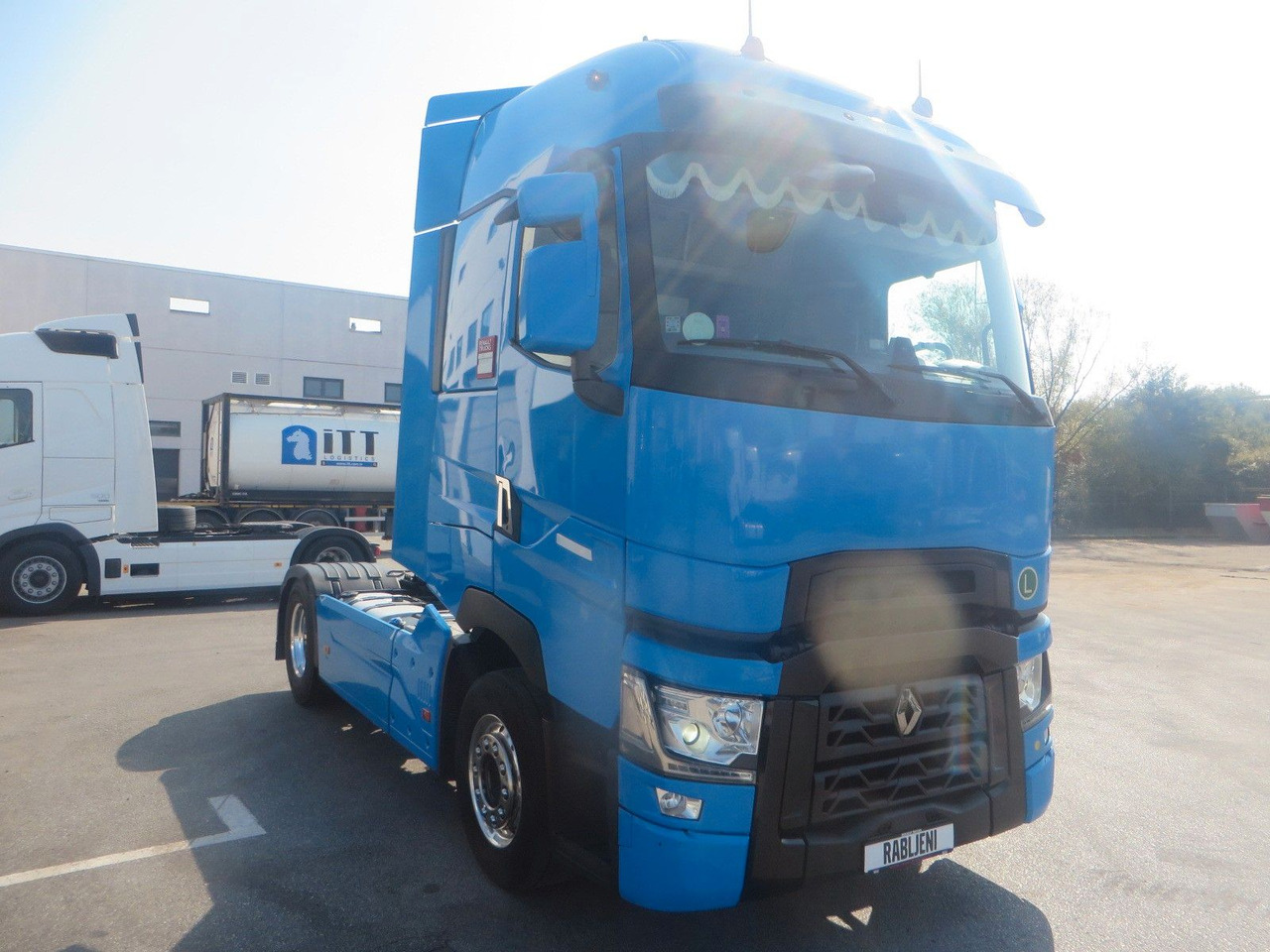 Renault T520 HSC 4x2Tractor - Tractor unit: picture 2 Renault T520 HSC 4x2Tractor - Tractor unit: picture 2