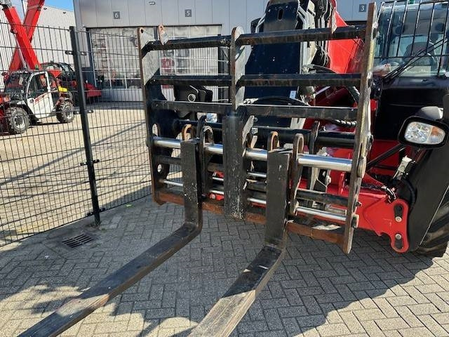 Manitou MT 1440 - Telescopic handler: picture 4 Manitou MT 1440 - Telescopic handler: picture 4