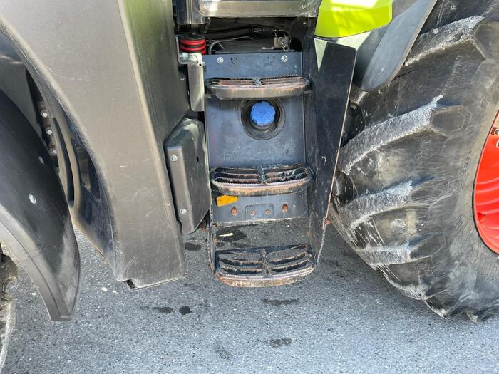 Claas Arion 650 - Farm tractor: picture 4 Claas Arion 650 - Farm tractor: picture 4