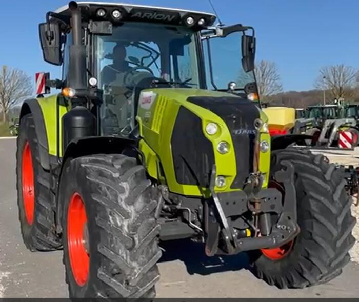 Claas Arion 650 - Farm tractor: picture 1 Claas Arion 650 - Farm tractor: picture 1