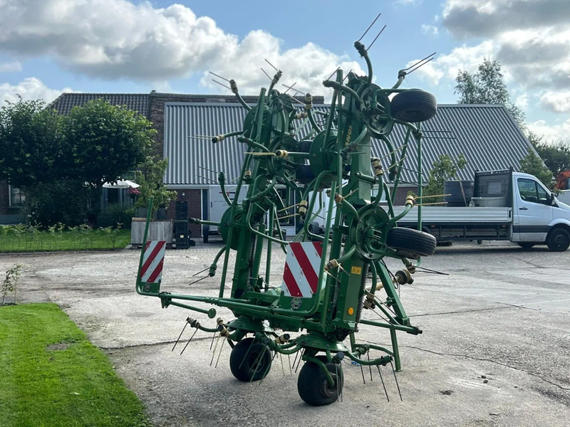 Krone KW 8.82/8 Schudder 8 elements Schudder - Tedder/ Rake: picture 4 Krone KW 8.82/8 Schudder 8 elements Schudder - Tedder/ Rake: picture 4