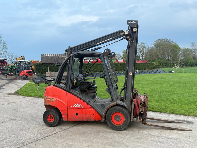 Linde H35T LPG LINDE H35T LPG Heftruck - LPG forklift: picture 1 Linde H35T LPG LINDE H35T LPG Heftruck - LPG forklift: picture 1