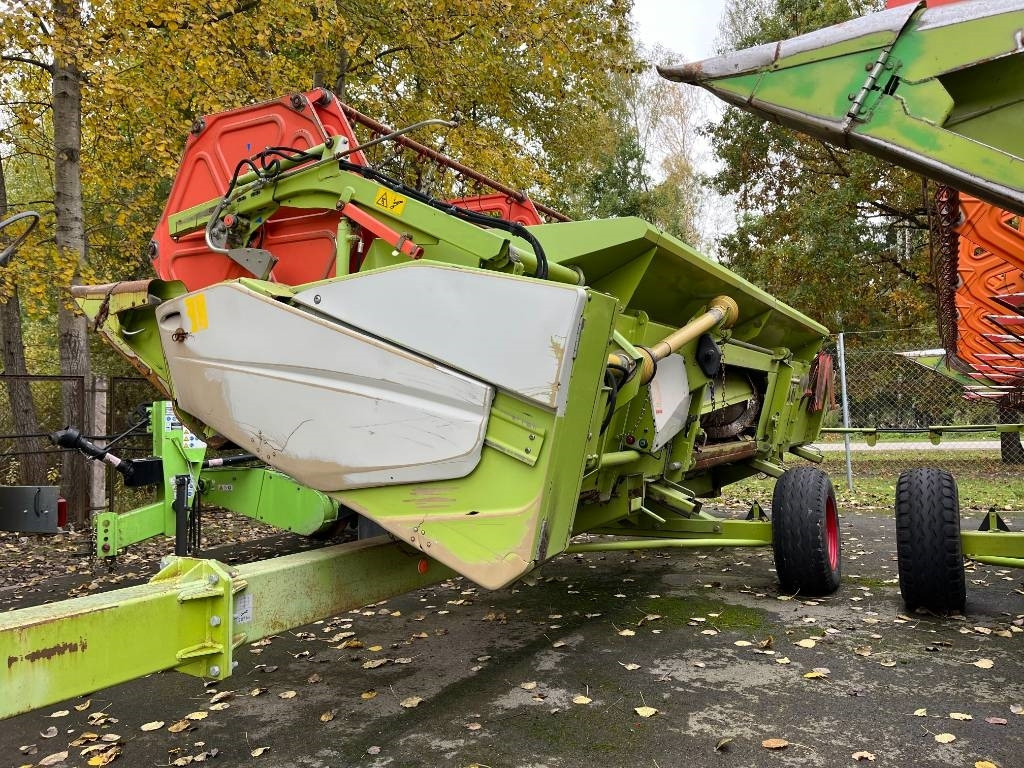 Combine harvester Claas Lexion 540 C: picture 13