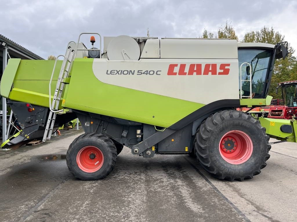 Combine harvester Claas Lexion 540 C: picture 8