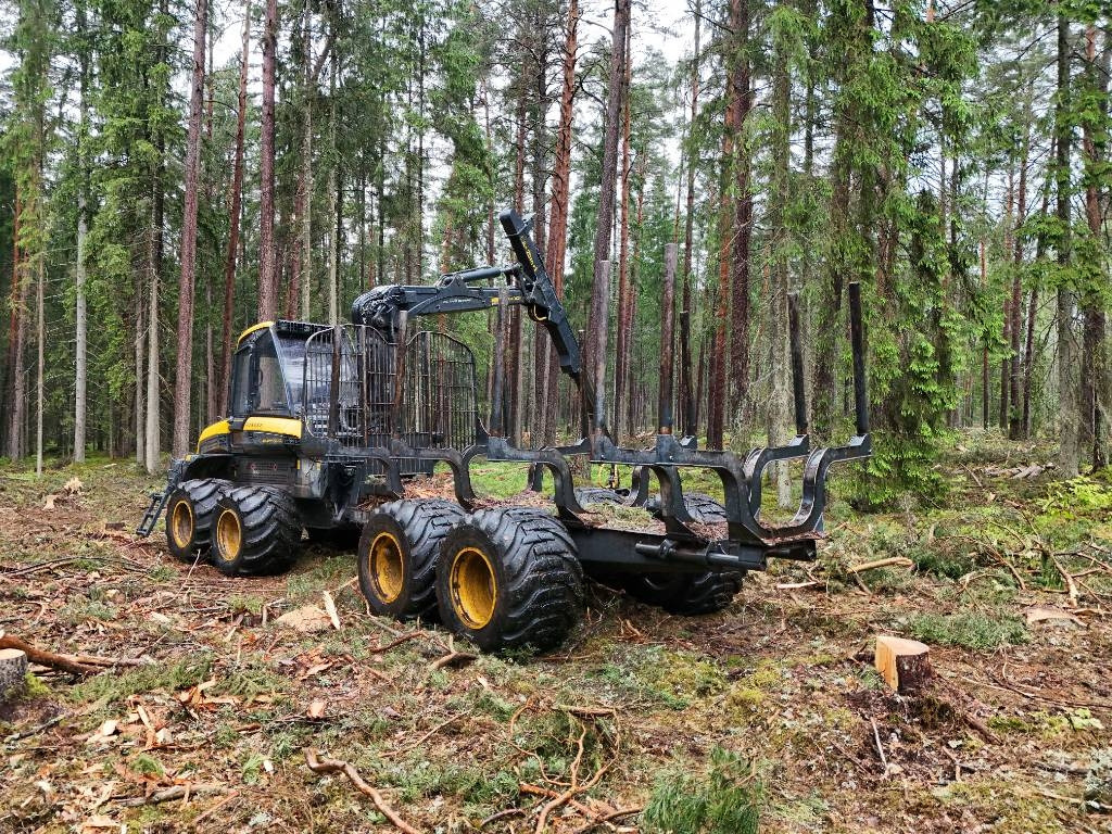 Ponsse Buffalo 8W - Forwarder: picture 3 Ponsse Buffalo 8W - Forwarder: picture 3