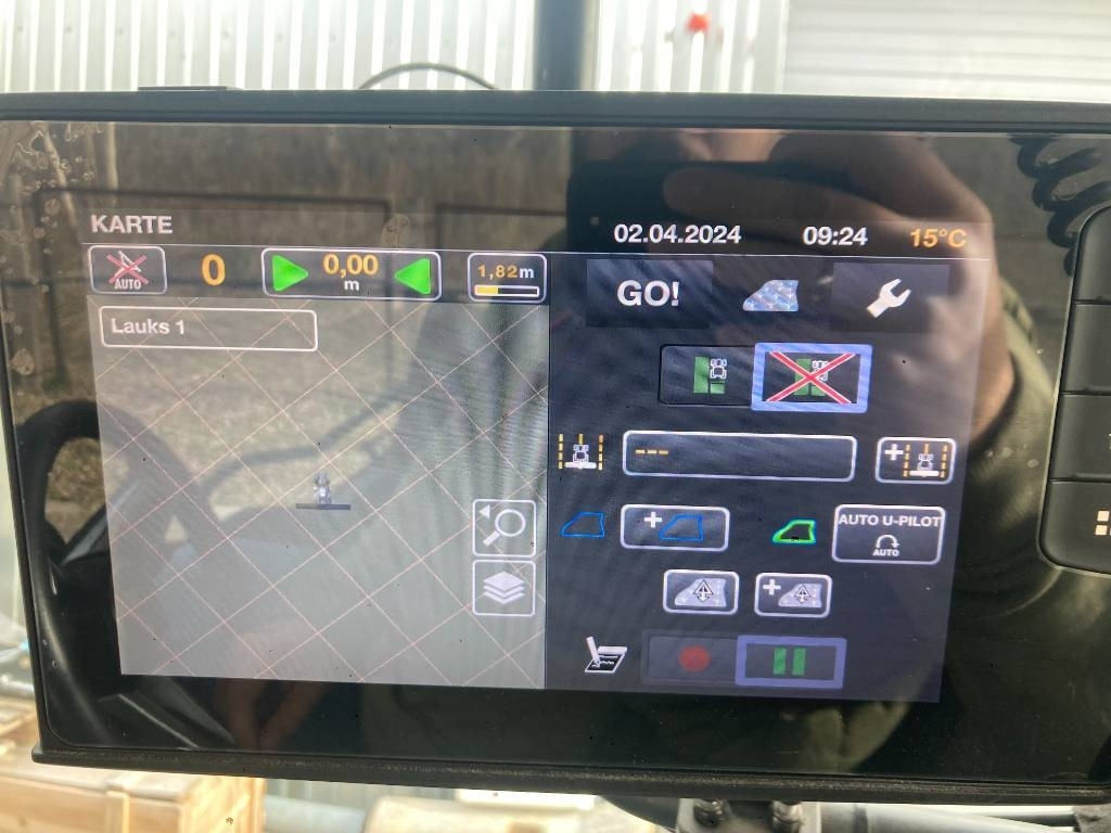 Farm tractor Valtra Q 305: picture 11