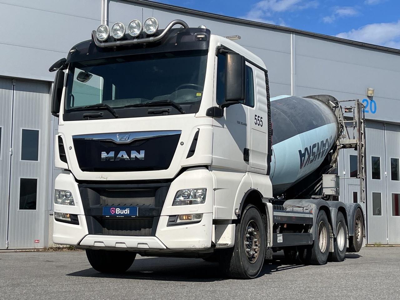 Betongbil MAN 92X TGX 35.440 8X4-4 BL -2015 | Saraka | Endast export / EXPORT ONLY - Concrete mixer truck: picture 1 Betongbil MAN 92X TGX 35.440 8X4-4 BL -2015 | Saraka | Endast export / EXPORT ONLY - Concrete mixer truck: picture 1