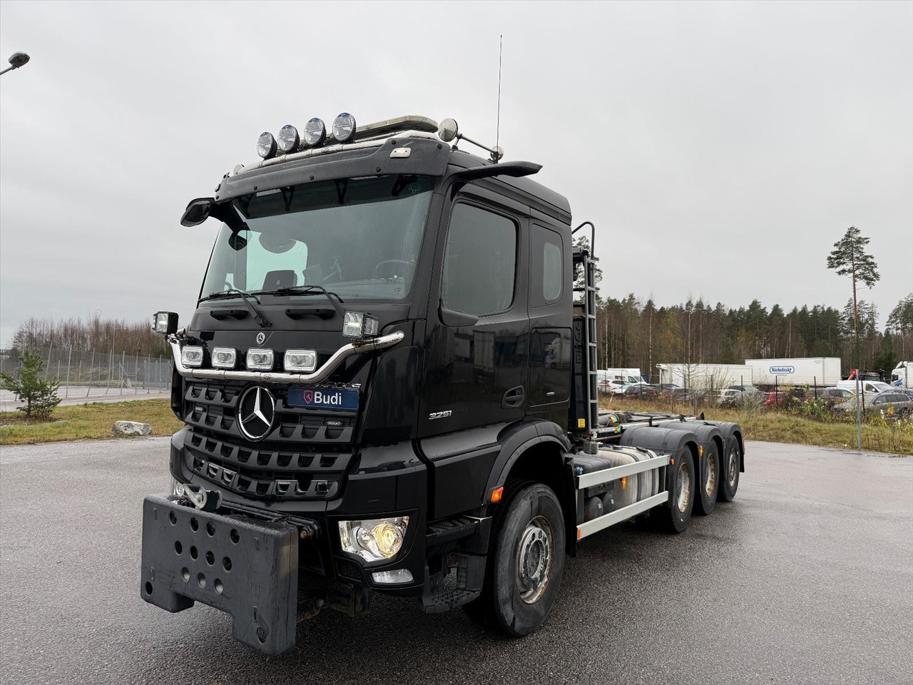 Tridemväxlare Mercedes-Benz Arocs 3251 12.8 Powershift 3 -2021 | JOAB 24 ton - Hook lift truck: picture 1 Tridemväxlare Mercedes-Benz Arocs 3251 12.8 Powershift 3 -2021 | JOAB 24 ton - Hook lift truck: picture 1