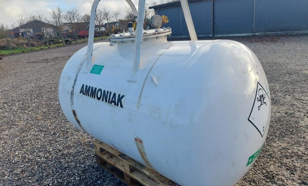 Fertilizing equipment, Storage tank Agrodan Ammoniaktank 1200 kg: picture 1