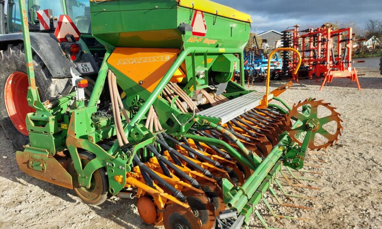 Amazone AD-P 403 / KG 4000 Super - Combine seed drill: picture 2 Amazone AD-P 403 / KG 4000 Super - Combine seed drill: picture 2