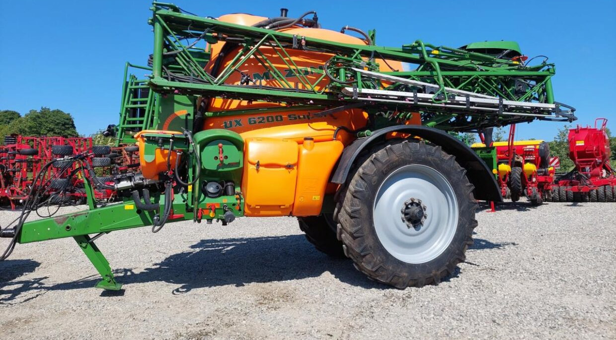 Leasing of Amazone UX 6200 SUPER - 36-30-24m Amazone UX 6200 SUPER - 36-30-24m: picture 17