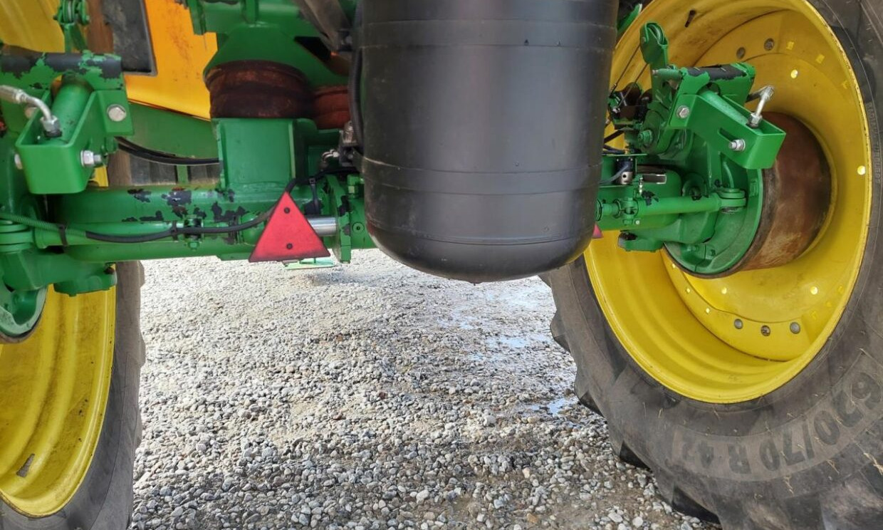 John Deere R962i - 28m - Trailed sprayer: picture 5 John Deere R962i - 28m - Trailed sprayer: picture 5