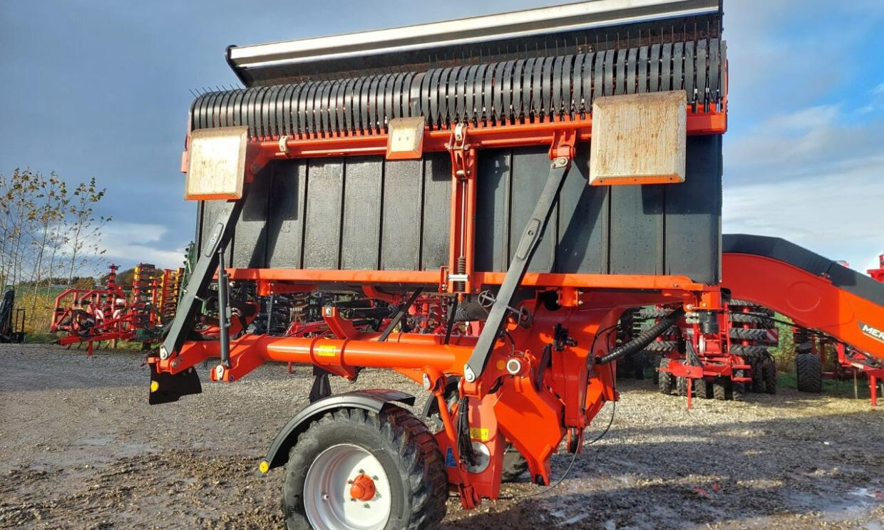 Kuhn Merge Maxx 950 - Tedder/ Rake: picture 2 Kuhn Merge Maxx 950 - Tedder/ Rake: picture 2