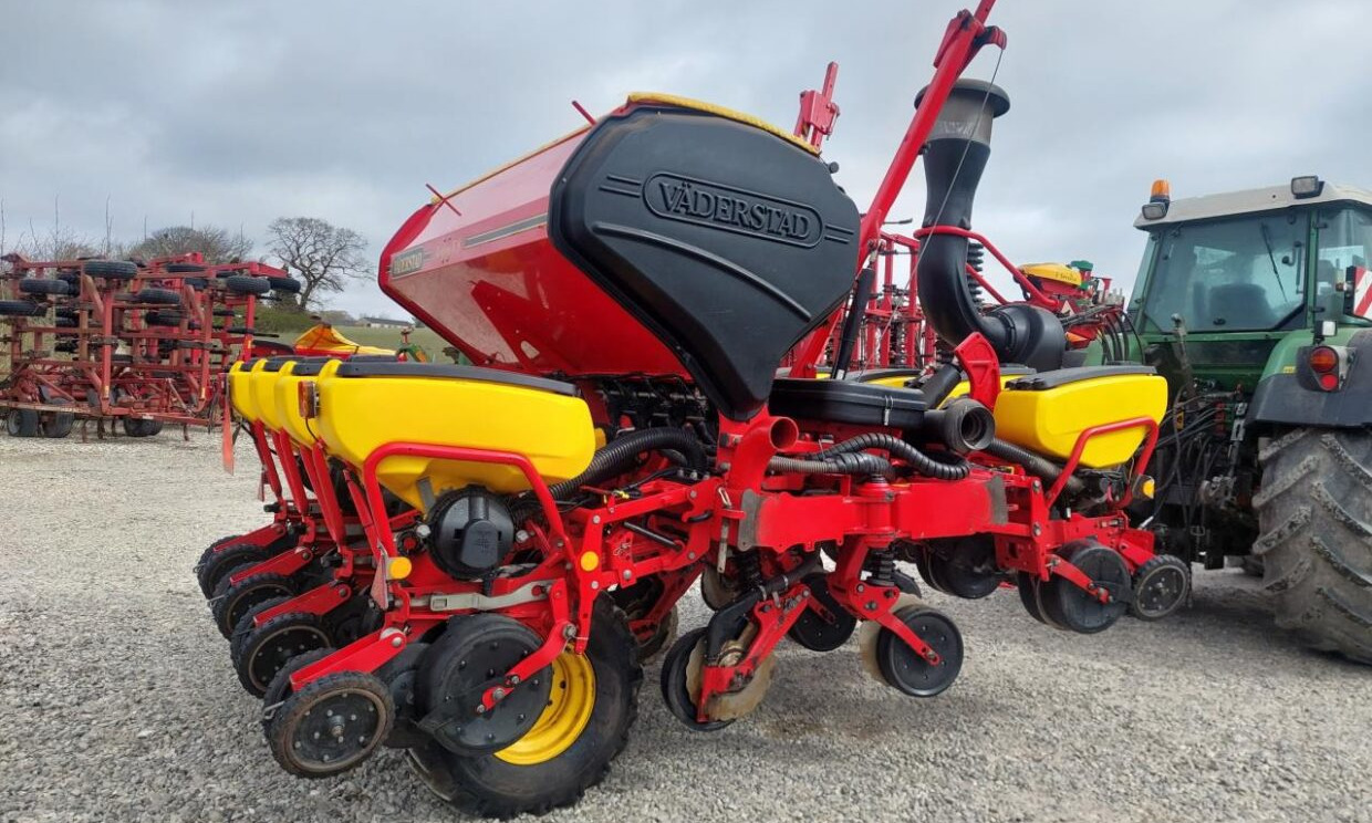 Väderstad Tempo 8 F med E-service - Precision sowing machine: picture 5 Väderstad Tempo 8 F med E-service - Precision sowing machine: picture 5