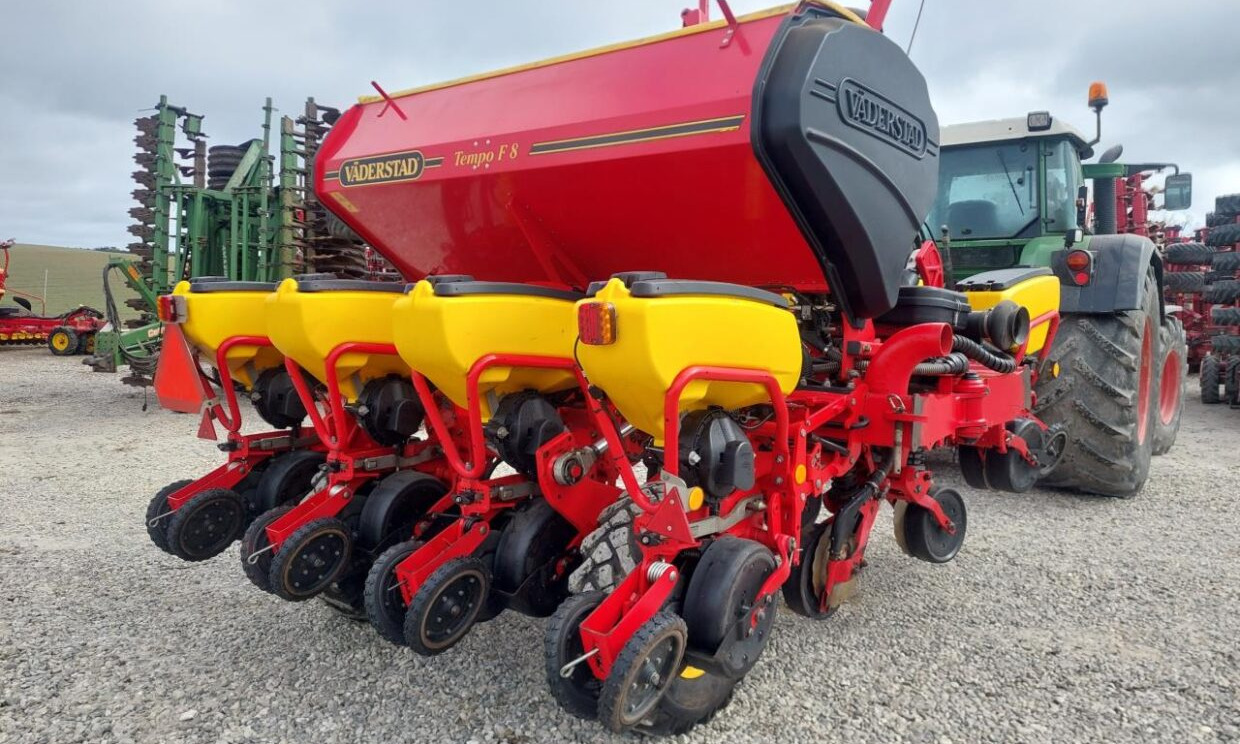 Väderstad Tempo 8 F med E-service - Precision sowing machine: picture 2 Väderstad Tempo 8 F med E-service - Precision sowing machine: picture 2
