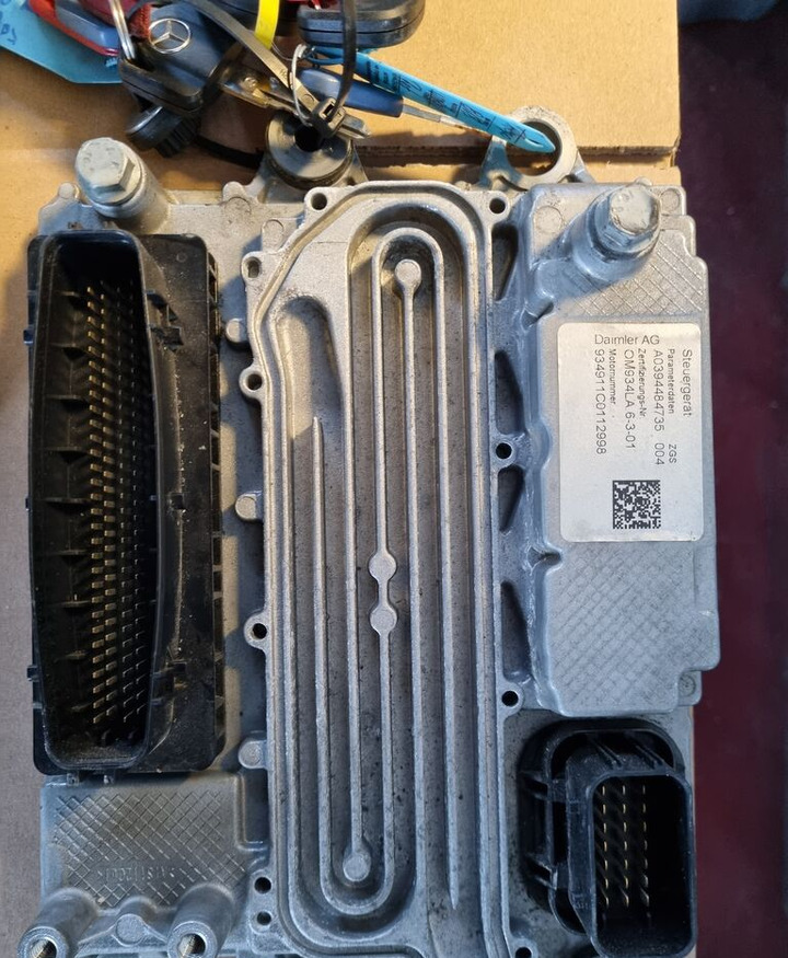 Continental CONTROL MODULE MCM2 Mercedes-Benz ACTROS MP4 EURO 6 - ECU for Truck: picture 5 Continental CONTROL MODULE MCM2 Mercedes-Benz ACTROS MP4 EURO 6 - ECU for Truck: picture 5