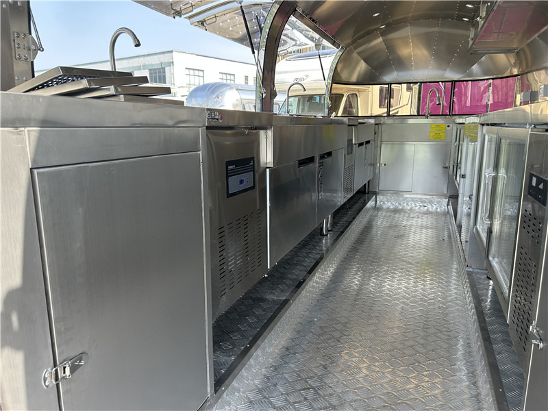 Vending trailer for transportation of drinks Cocktails Food Trailer Airstream Beer Food Truck: picture 9