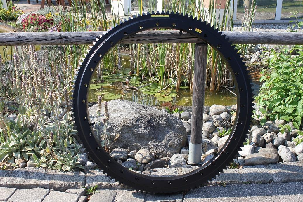 Caterpillar 212 BFT - Slewing ring for Construction machinery: picture 2 Caterpillar 212 BFT - Slewing ring for Construction machinery: picture 2